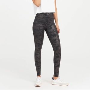 Spanx Black Cameo Leggings